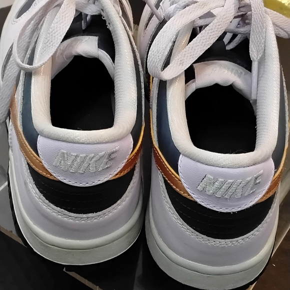 Nike White and Gold Sneakers - Picture 2 of 4